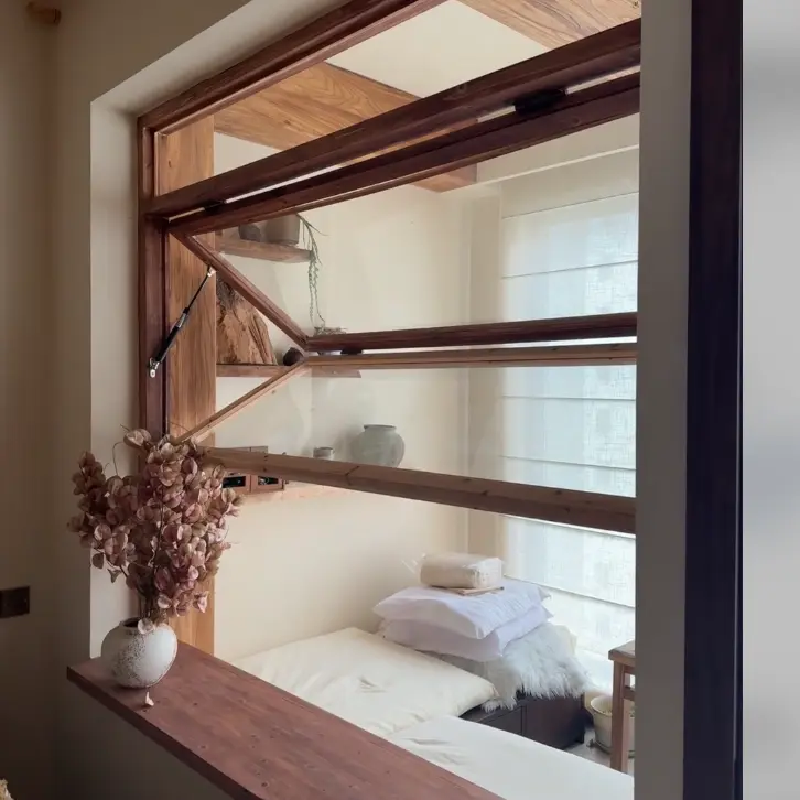 Fenêtres à charnières supérieures en alliage d'aluminium