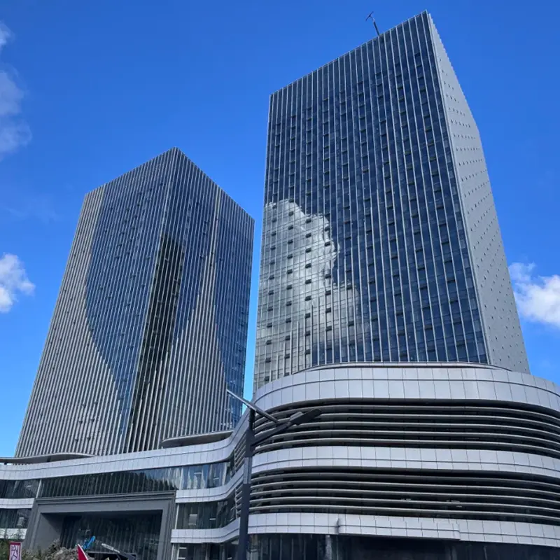 Murs-rideaux unitisés standard